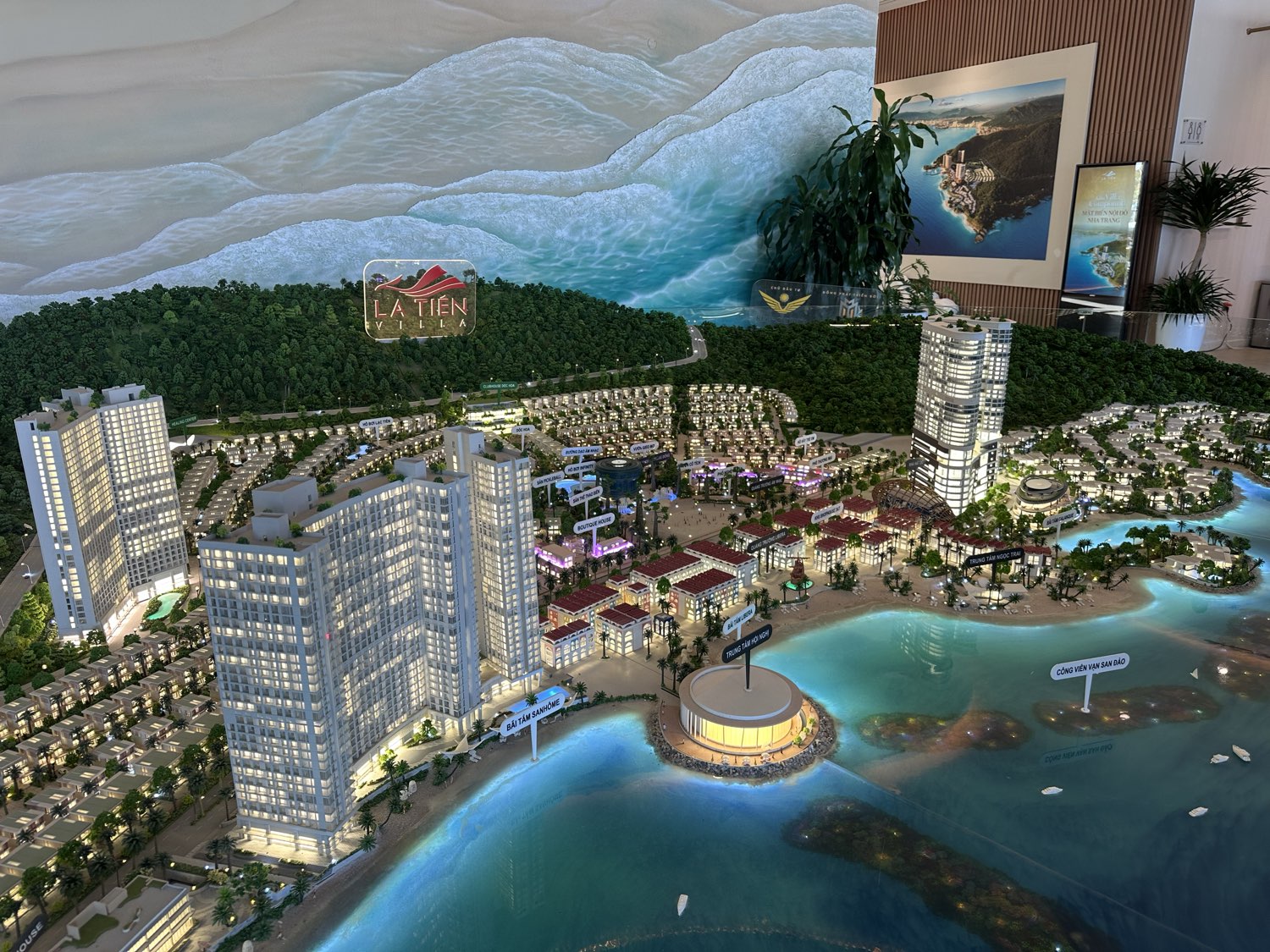 Sa bàn quần thể Libera — Vega City Nha Trang